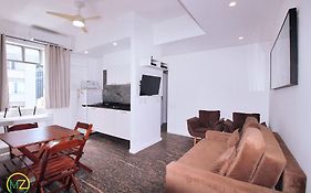 Sala quarto c/ 2 banheiros para 4 pessoas